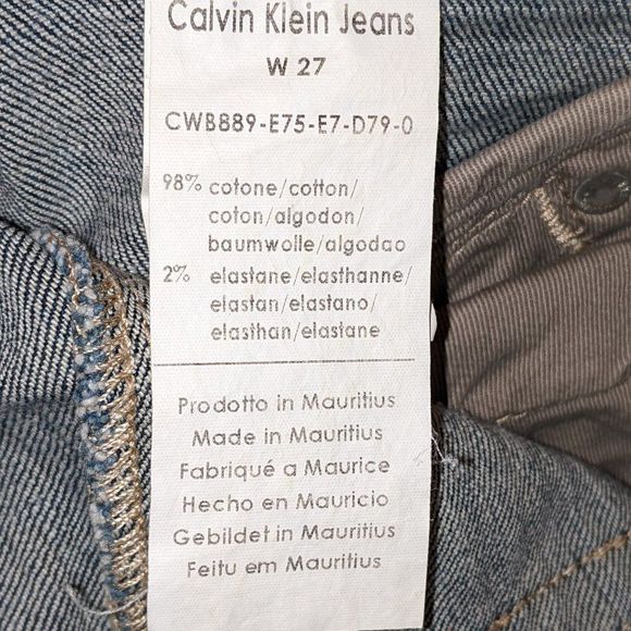 Calvin Klein Jean Shorts*** - Picture 6 of 6